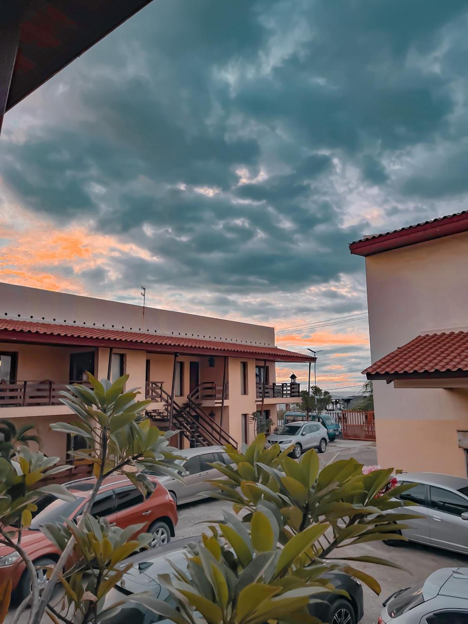 Arbiru Beach Resort Díli Exterior foto