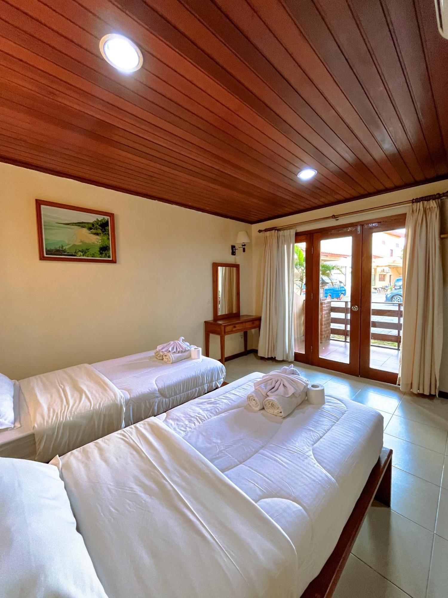 Arbiru Beach Resort Díli Exterior foto